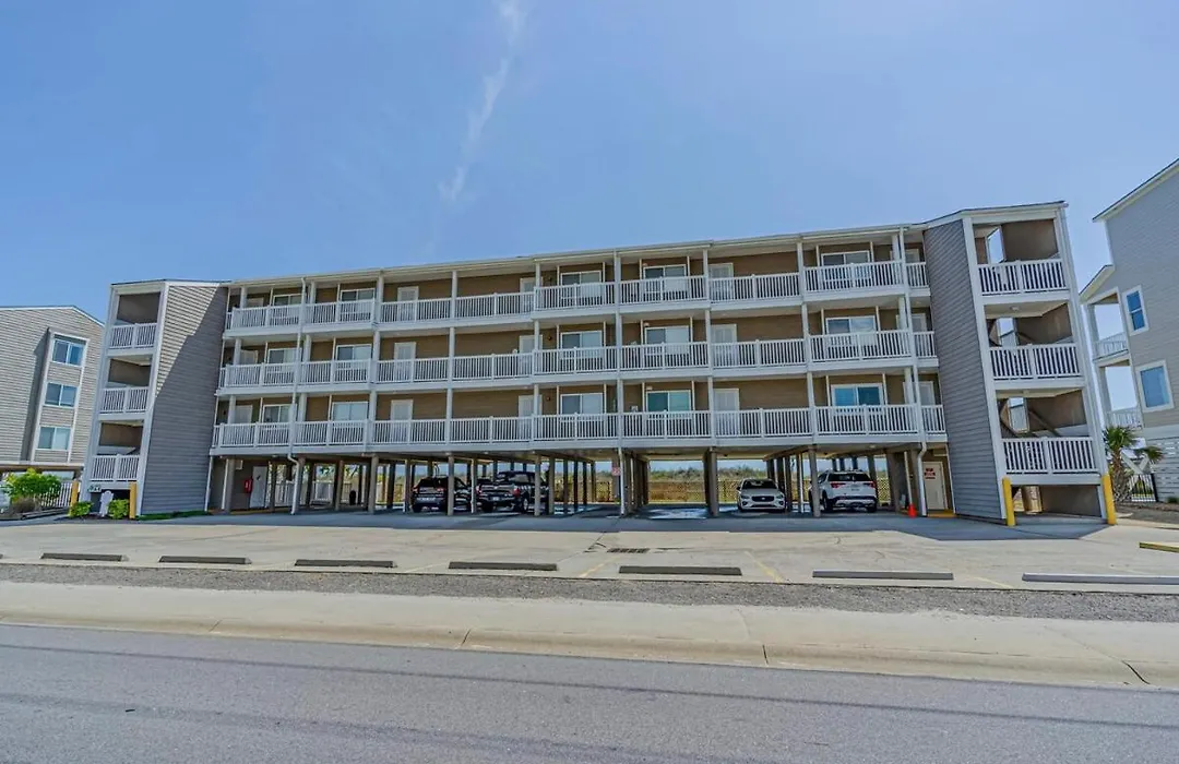 Raintree Villa Oceanfront Unit A1-1